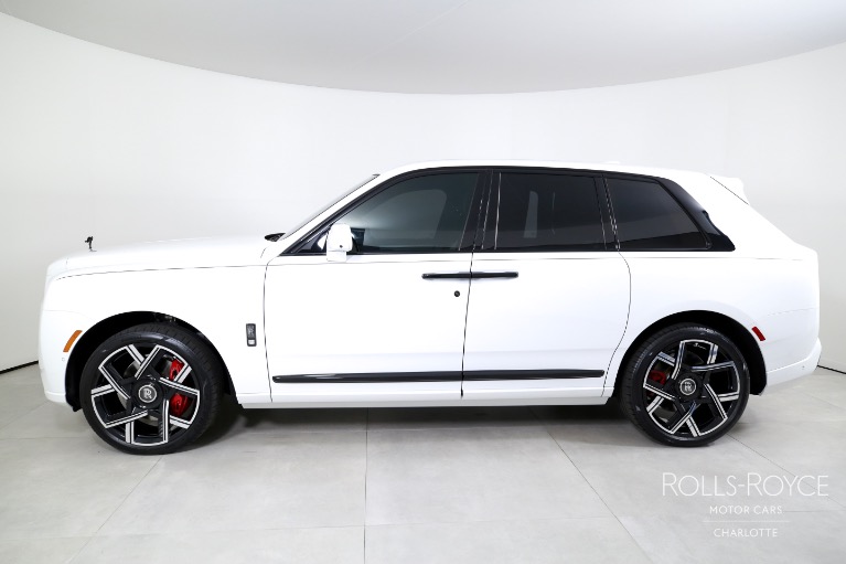 Used-2025-Rolls-Royce-Black-Badge-Cullinan