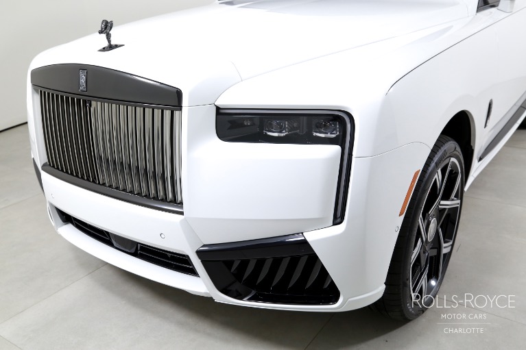 Used-2025-Rolls-Royce-Black-Badge-Cullinan