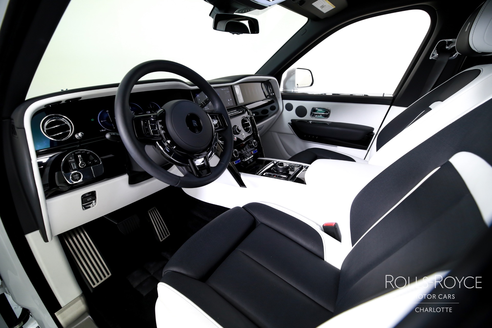 Used 2025 Rolls-Royce Black Badge Cullinan  | Charlotte, NC