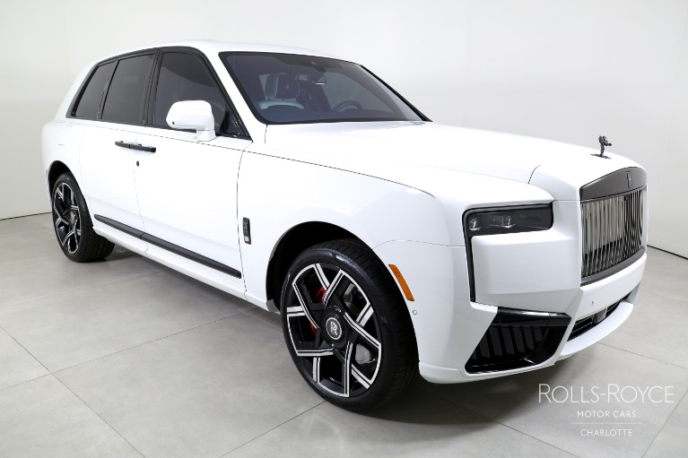 Used-2025-Rolls-Royce-Black-Badge-Cullinan