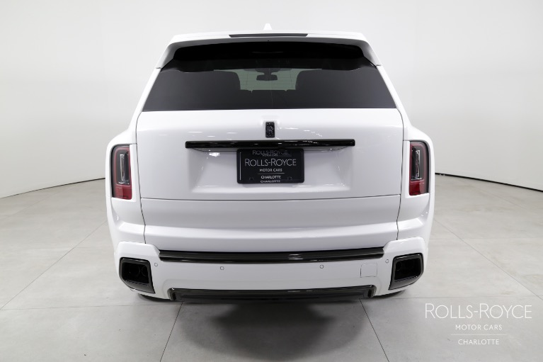Used-2025-Rolls-Royce-Black-Badge-Cullinan
