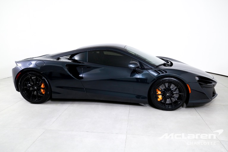 Used-2023-McLaren-Artura