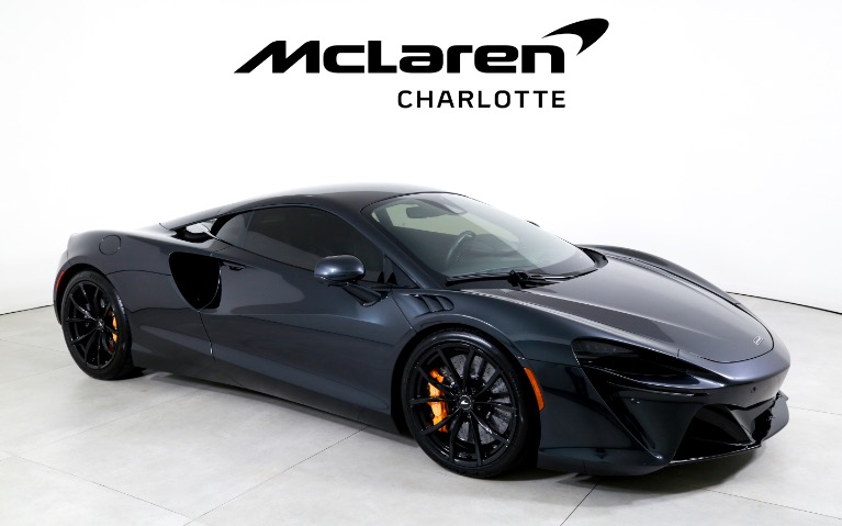 New-2023-McLaren-Artura