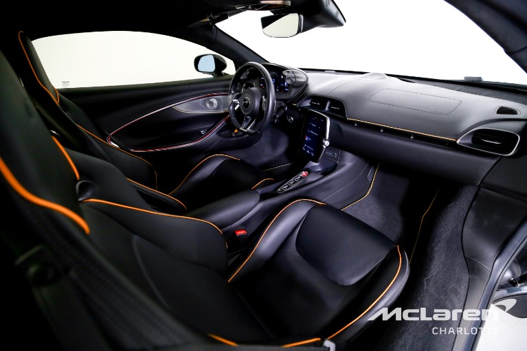 Used-2023-McLaren-Artura