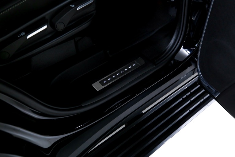 Used-2024-Cadillac-Escalade-V