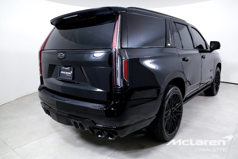 Used-2024-Cadillac-Escalade-V