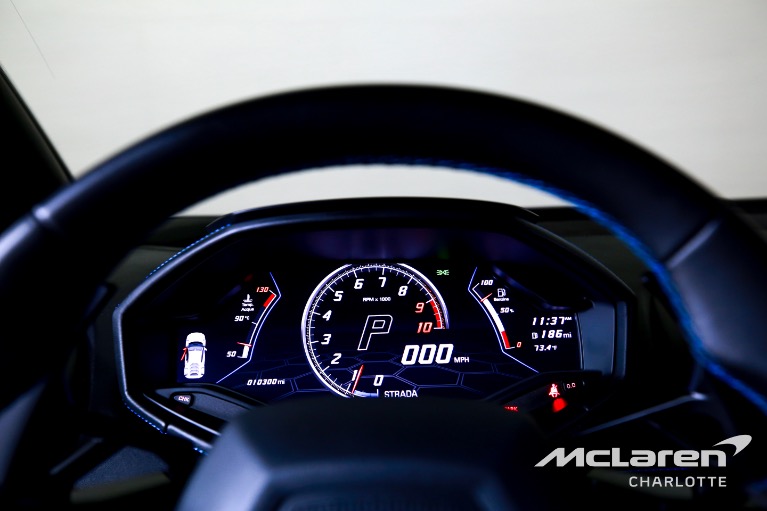 Used-2021-Lamborghini-Huracan-EVO