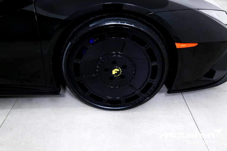 Used-2021-Lamborghini-Huracan-EVO