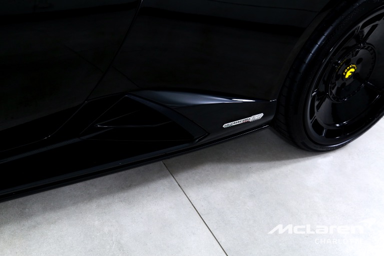 Used-2021-Lamborghini-Huracan-EVO