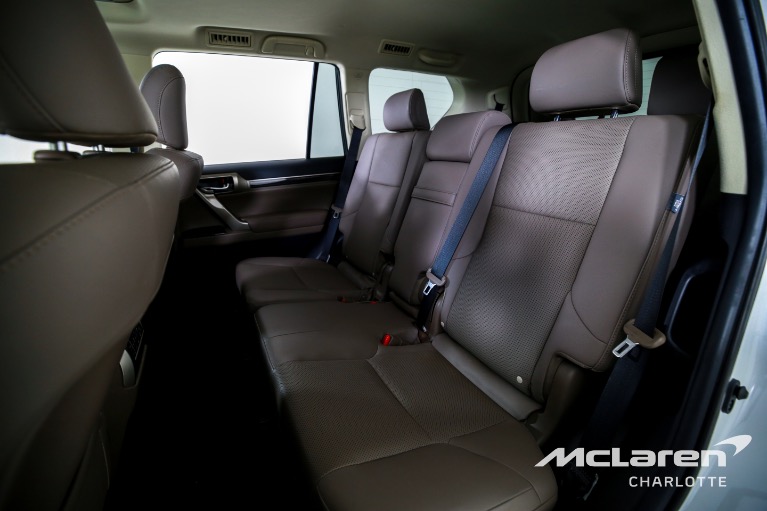 Used-2020-Lexus-GX-460