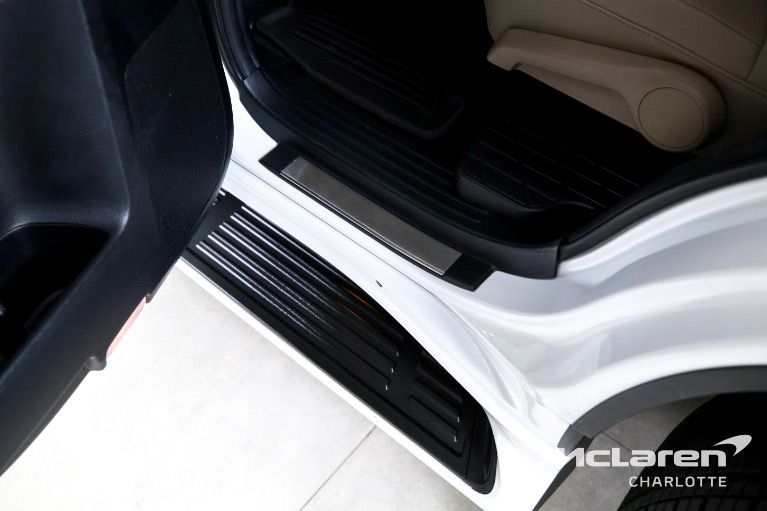 Used-2020-Lexus-GX-460