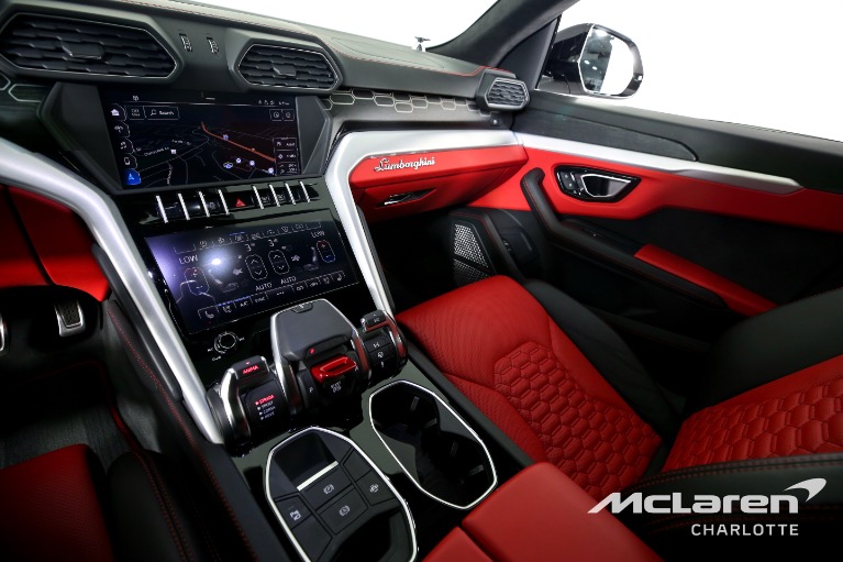 Used-2019-Lamborghini-Urus