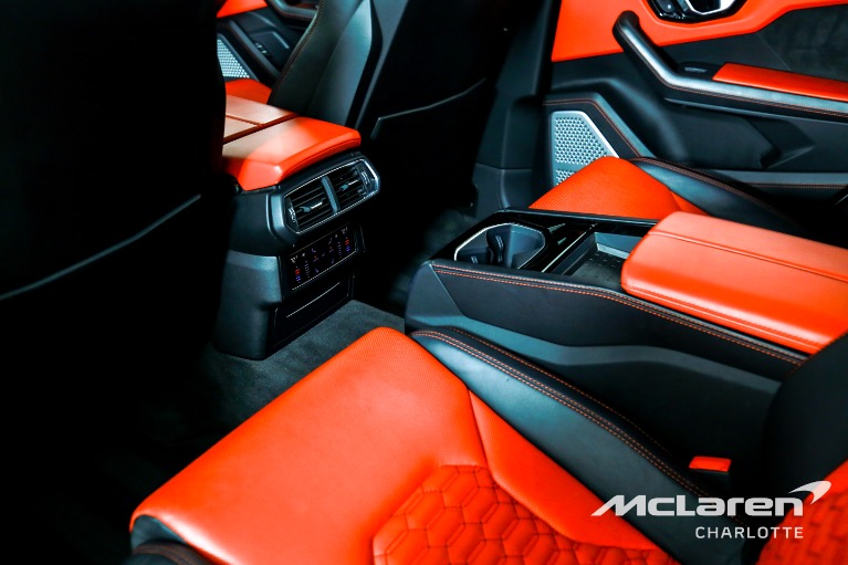 Used-2019-Lamborghini-Urus