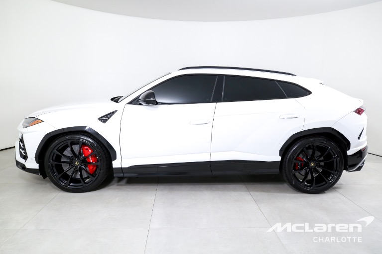 Used-2019-Lamborghini-Urus