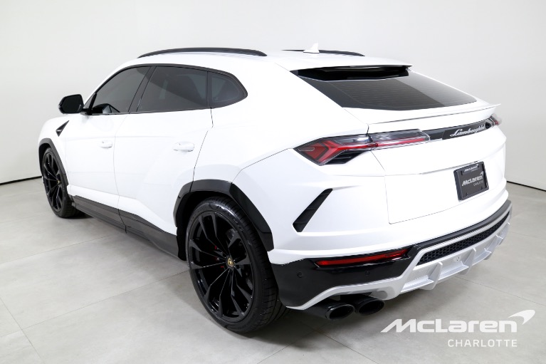 Used-2019-Lamborghini-Urus