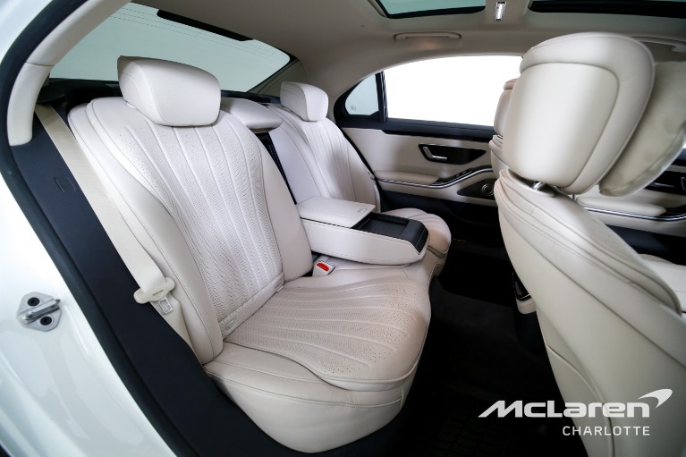 Used-2022-Mercedes-Benz-S-Class-S-500-4MATIC