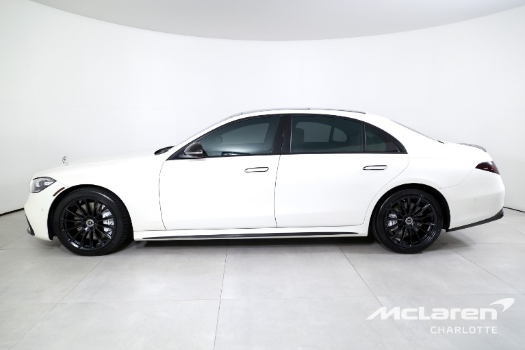 Used-2022-Mercedes-Benz-S-Class-S-500-4MATIC