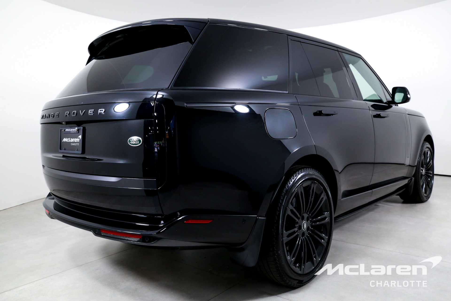 Used 2023 Land Rover Range Rover P530 SE | Charlotte, NC