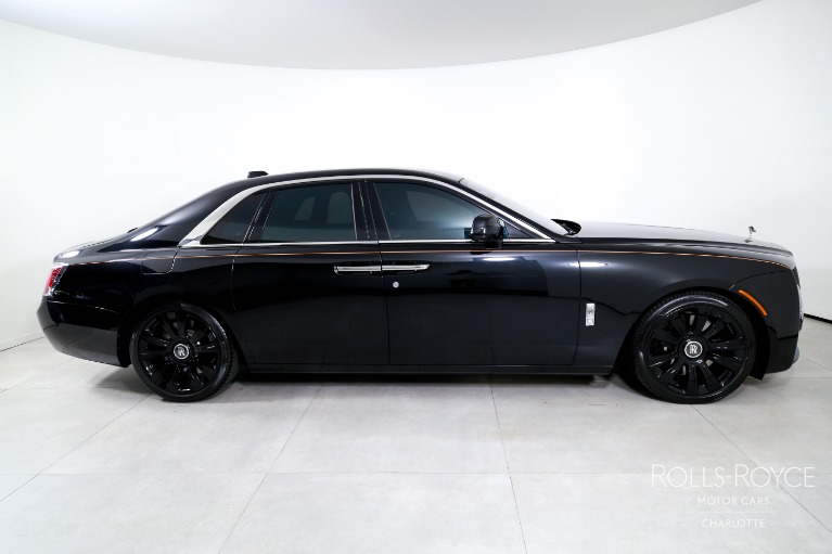 Used-2021-Rolls-Royce-Ghost