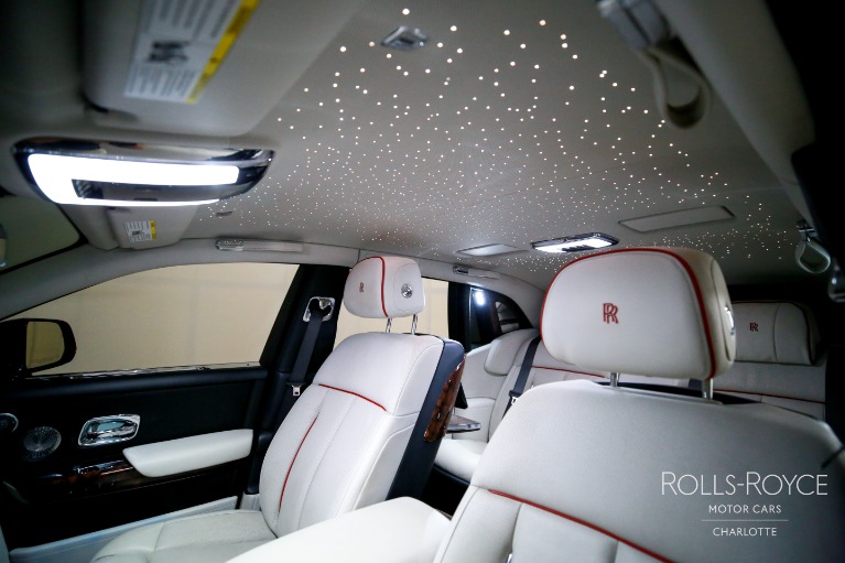 Used-2019-Rolls-Royce-Phantom