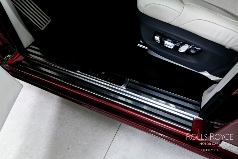 Used-2019-Rolls-Royce-Phantom