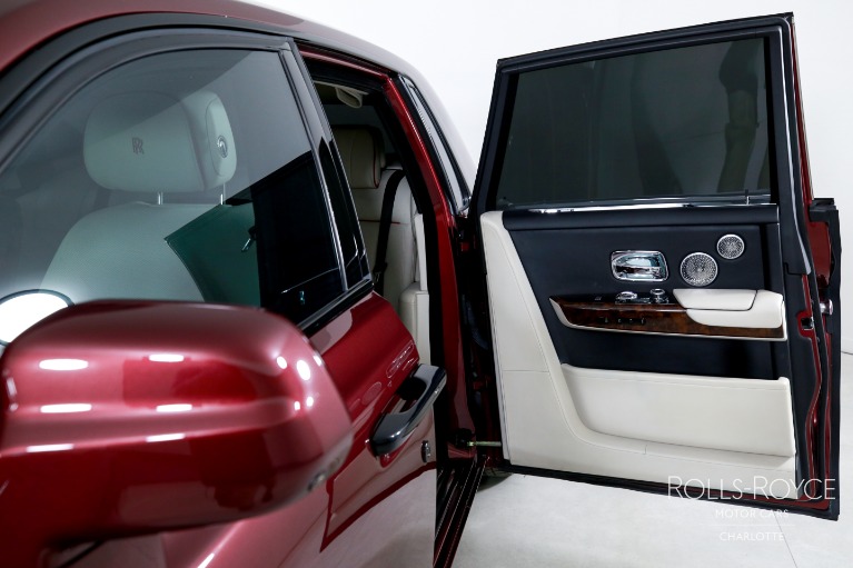 Used-2019-Rolls-Royce-Phantom