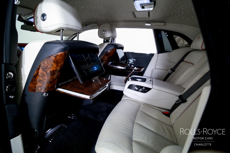Used-2019-Rolls-Royce-Phantom