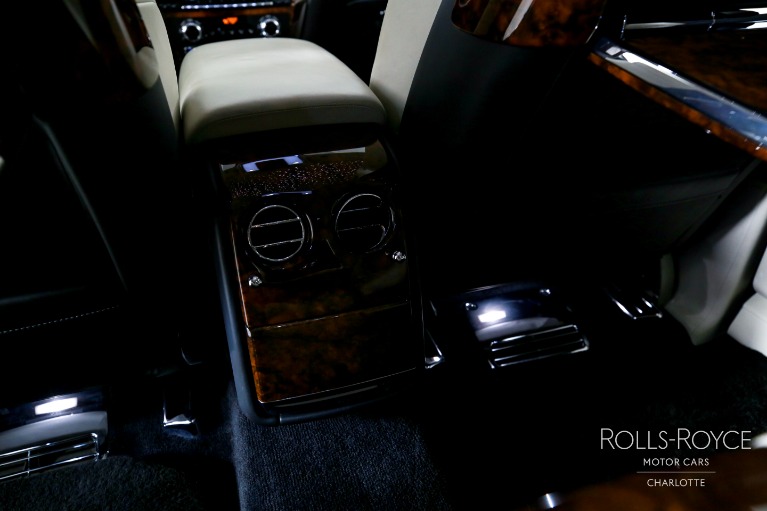 Used-2019-Rolls-Royce-Phantom