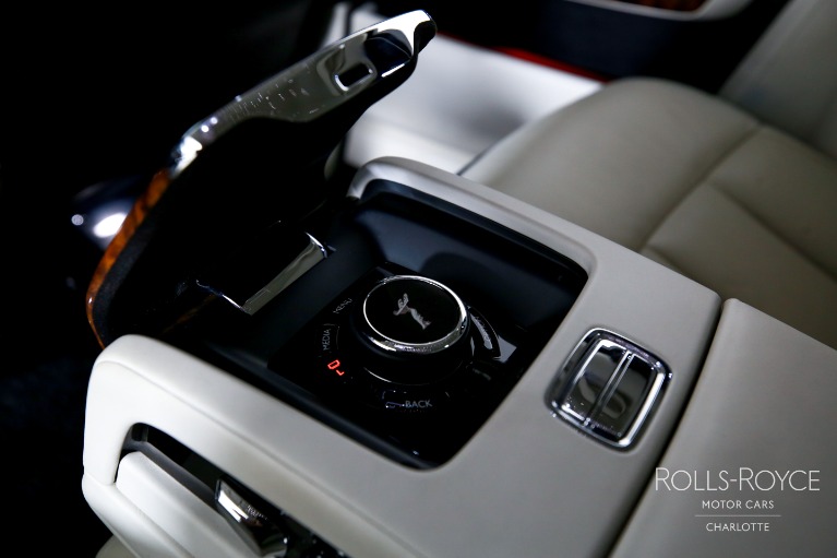 Used-2019-Rolls-Royce-Phantom