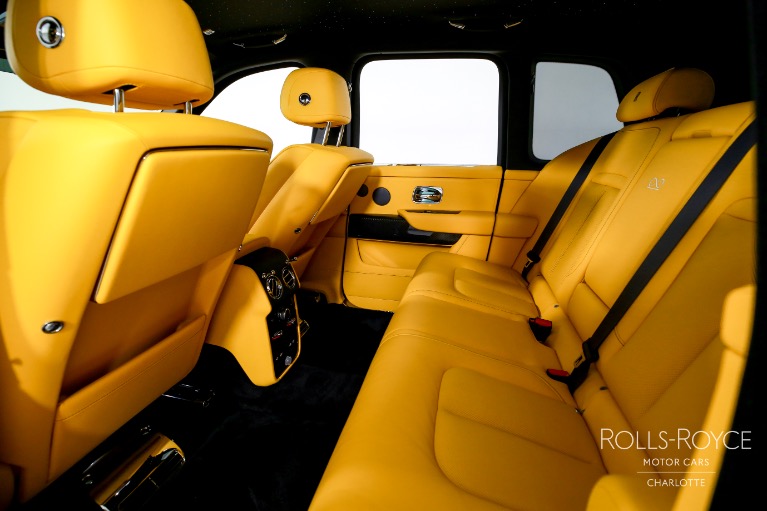 New-2026-Rolls-Royce-Black-Badge-Cullinan