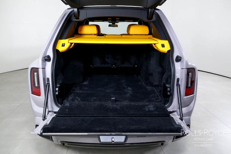New-2026-Rolls-Royce-Black-Badge-Cullinan