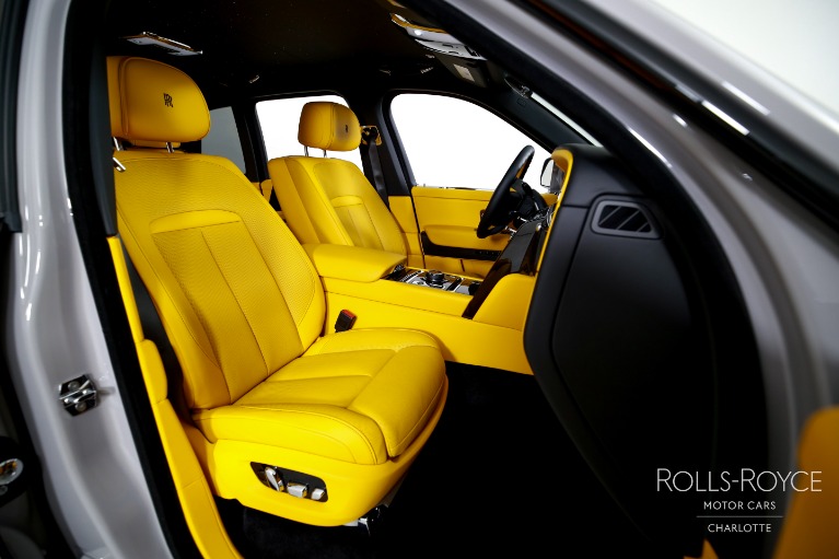 Used-2026-Rolls-Royce-Black-Badge-Cullinan
