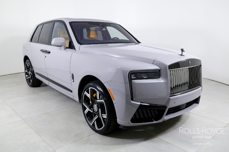 New-2026-Rolls-Royce-Black-Badge-Cullinan