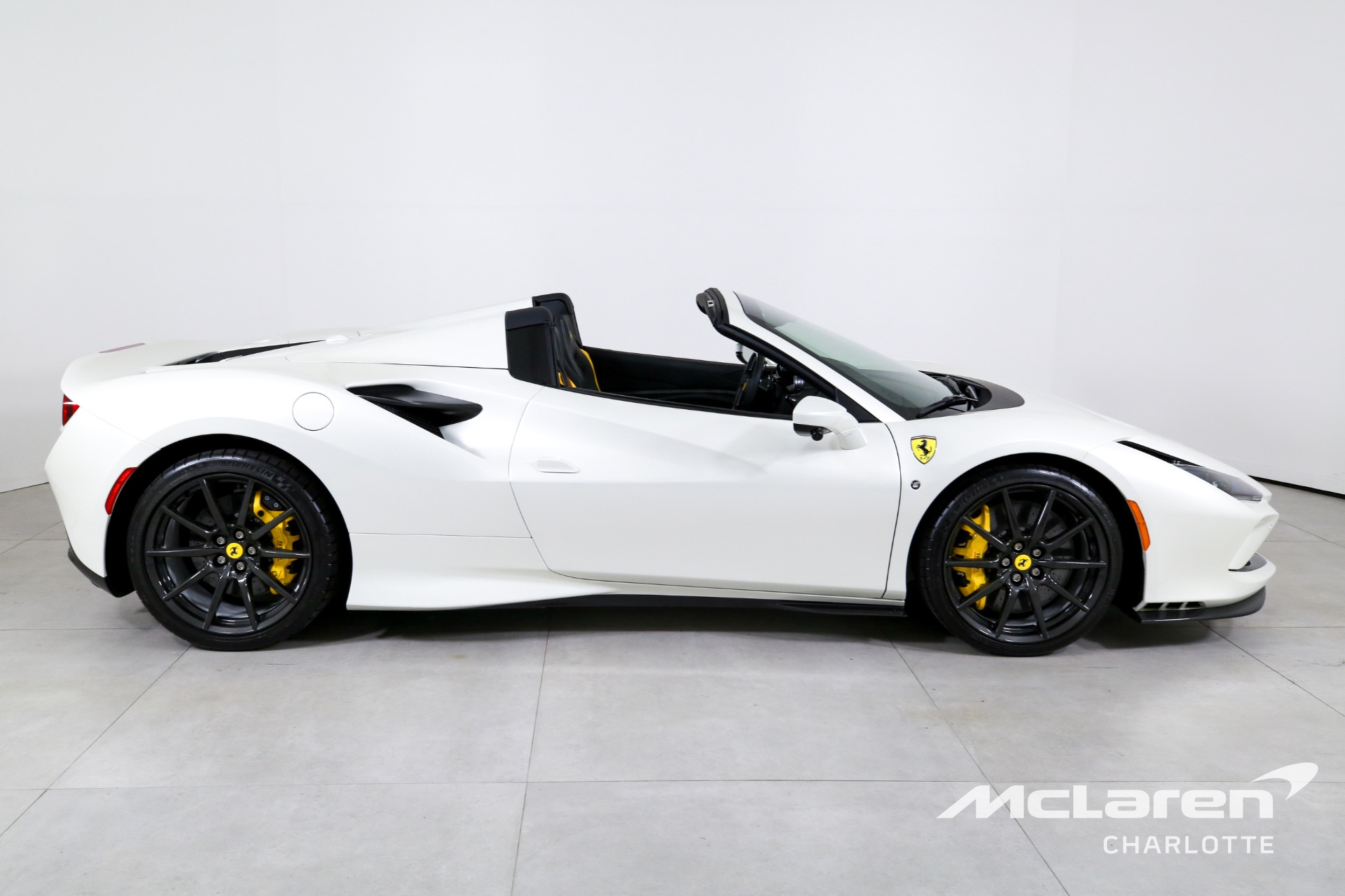 Used 2022 Ferrari F8 Spider  | Charlotte, NC