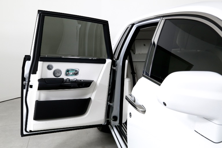 Used-2024-Rolls-Royce-Phantom