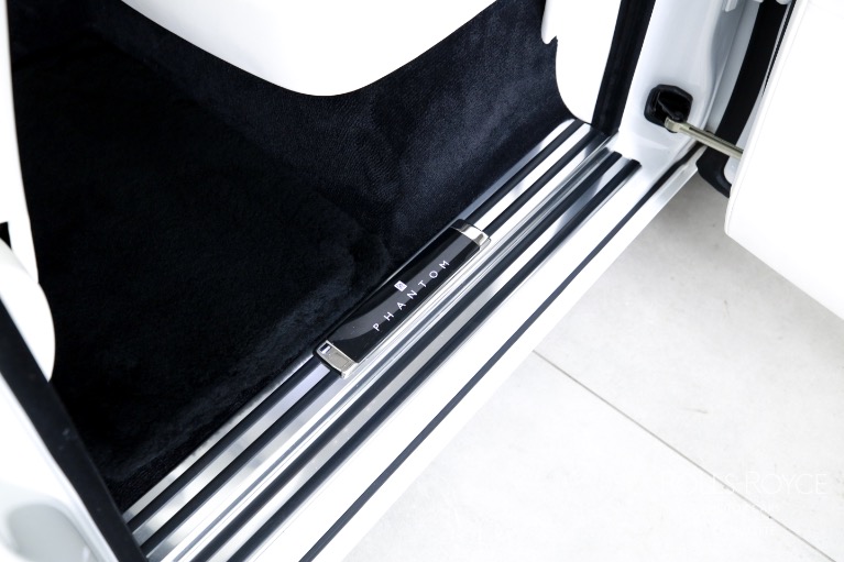 Used-2024-Rolls-Royce-Phantom