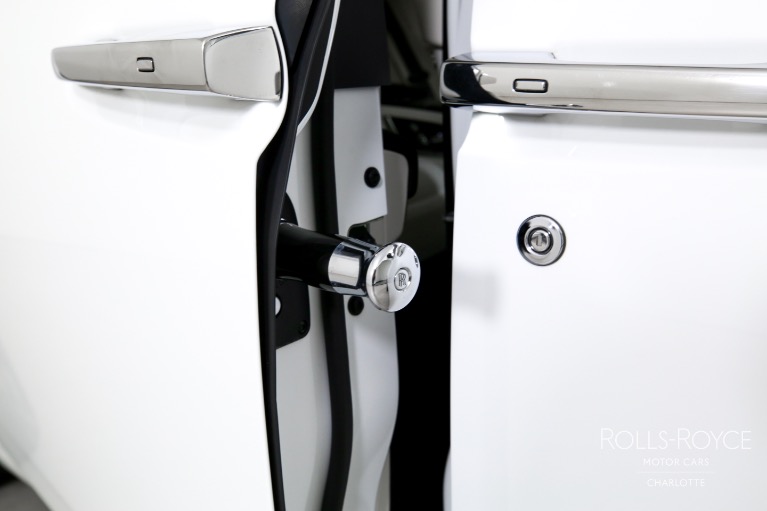 Used-2024-Rolls-Royce-Phantom