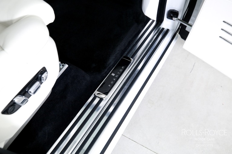 Used-2024-Rolls-Royce-Phantom