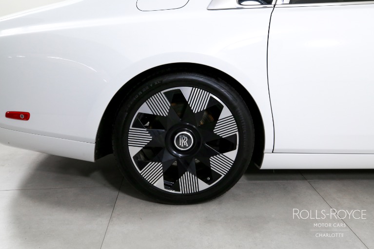 Used-2024-Rolls-Royce-Phantom