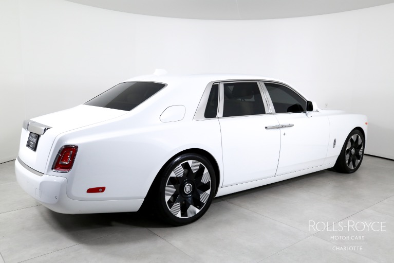 Used-2024-Rolls-Royce-Phantom