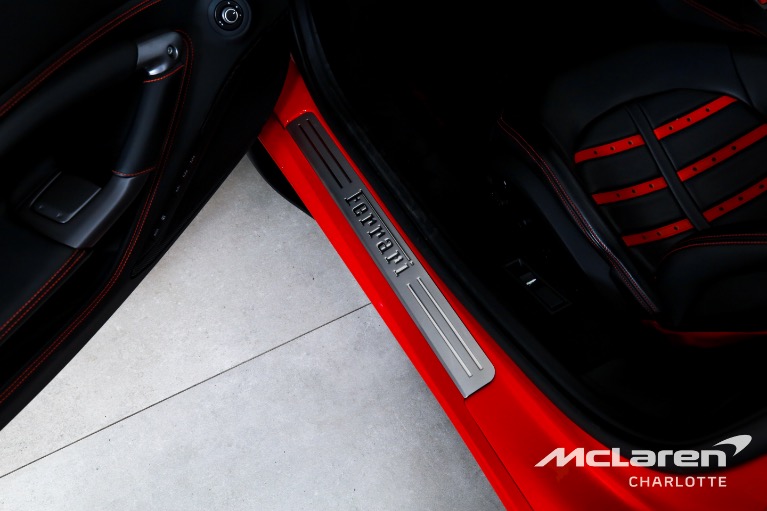 Used-2022-Ferrari-F8-Spider