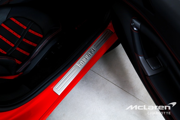 Used-2022-Ferrari-F8-Spider