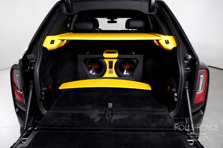 Used-2023-Rolls-Royce-Black-Badge-Cullinan