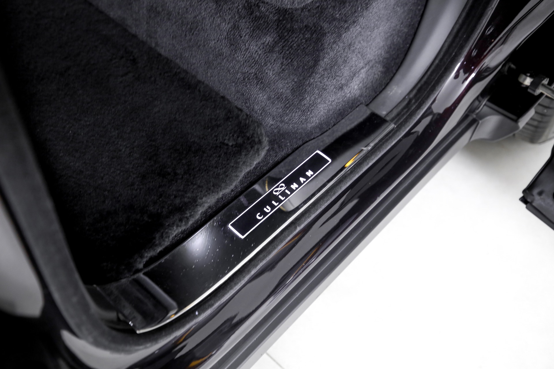 Used 2023 Rolls-Royce Black Badge Cullinan  | Charlotte, NC