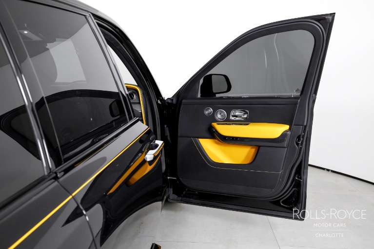 Used-2023-Rolls-Royce-Black-Badge-Cullinan