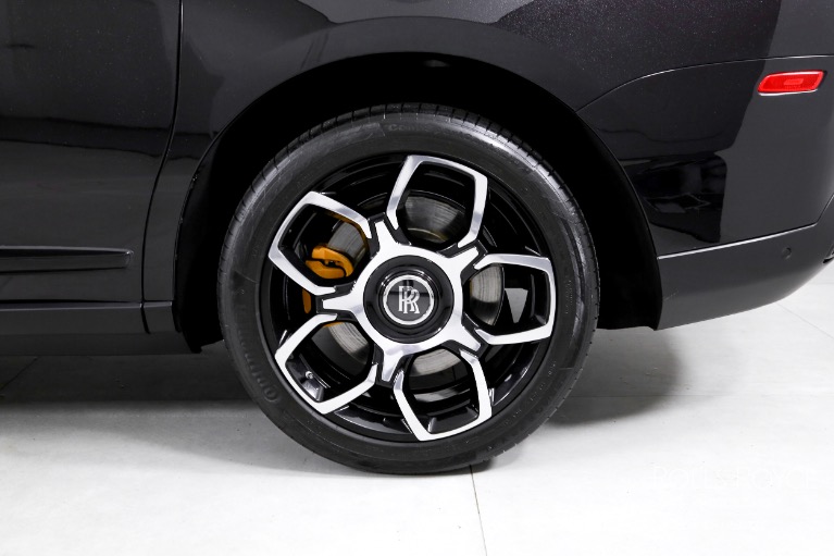 Used-2023-Rolls-Royce-Black-Badge-Cullinan