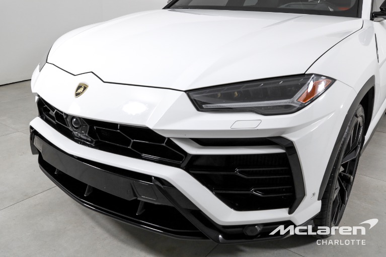 Used-2022-Lamborghini-Urus