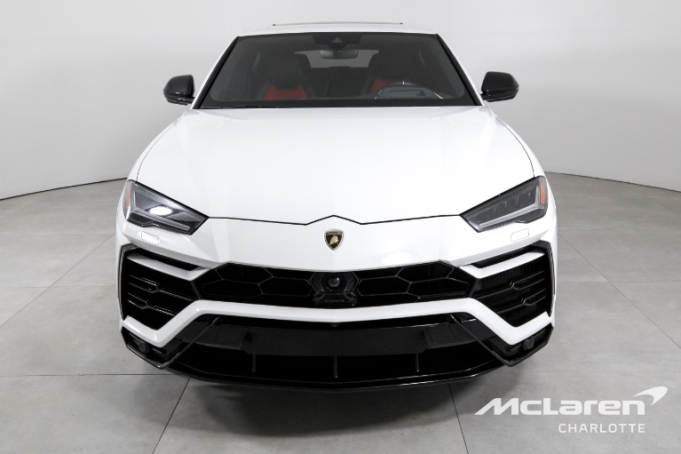 Used-2022-Lamborghini-Urus