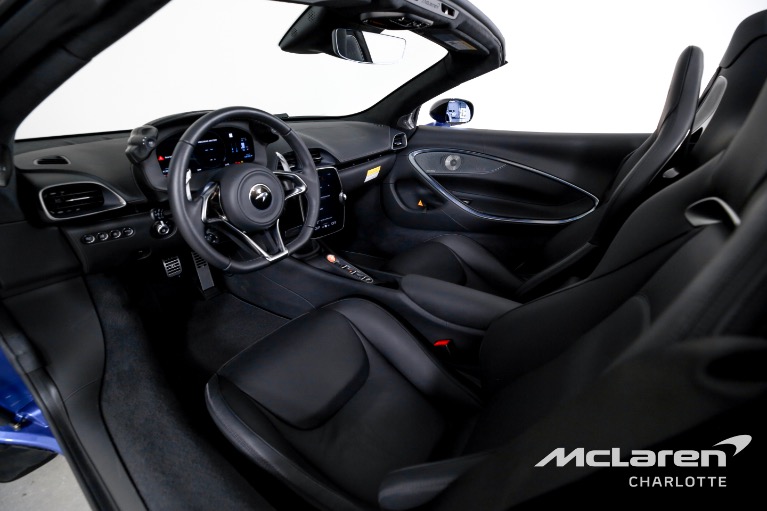 Used-2025-McLaren-Artura-Spider