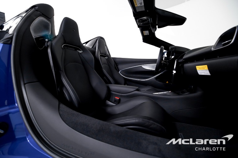 Used-2025-McLaren-Artura-Spider